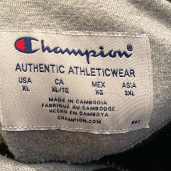 Champion Hoodie XL - Picture 2 of 2